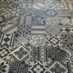 patchwork Portugese cementtegels zwart wit close up