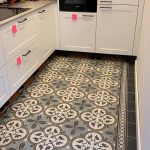 Portugese-tegels-keuken-FLOWERZ-ZERO-03.jpg